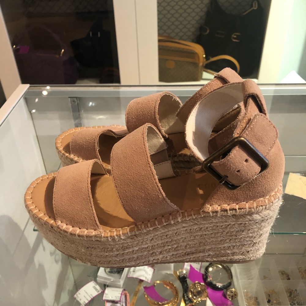 NWOB🥰Just in time for spring and summer!🥰